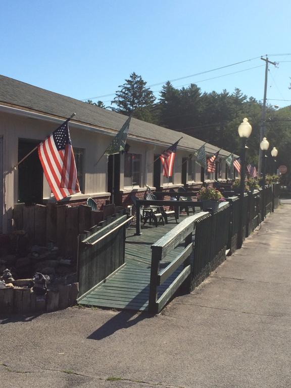 Lincoln Log Colony Hotell Lake George Rum bild