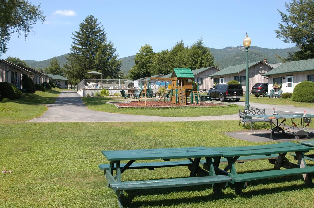 Lincoln Log Colony Hotell Lake George Exteriör bild