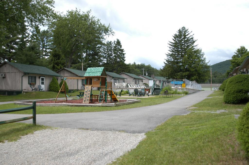 Lincoln Log Colony Hotell Lake George Exteriör bild