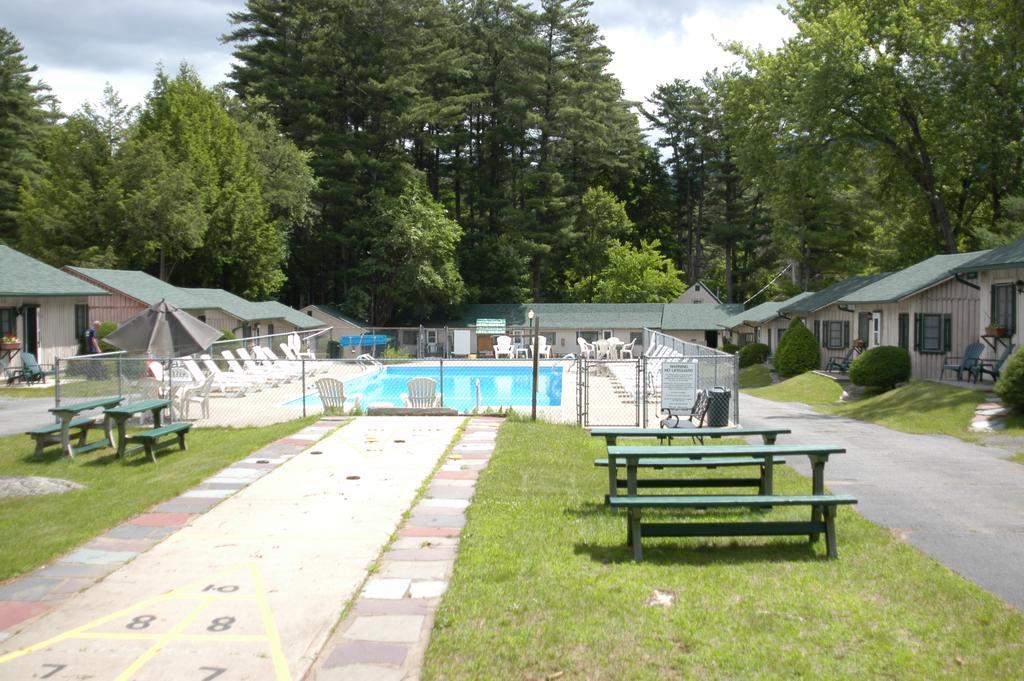 Lincoln Log Colony Hotell Lake George Rum bild